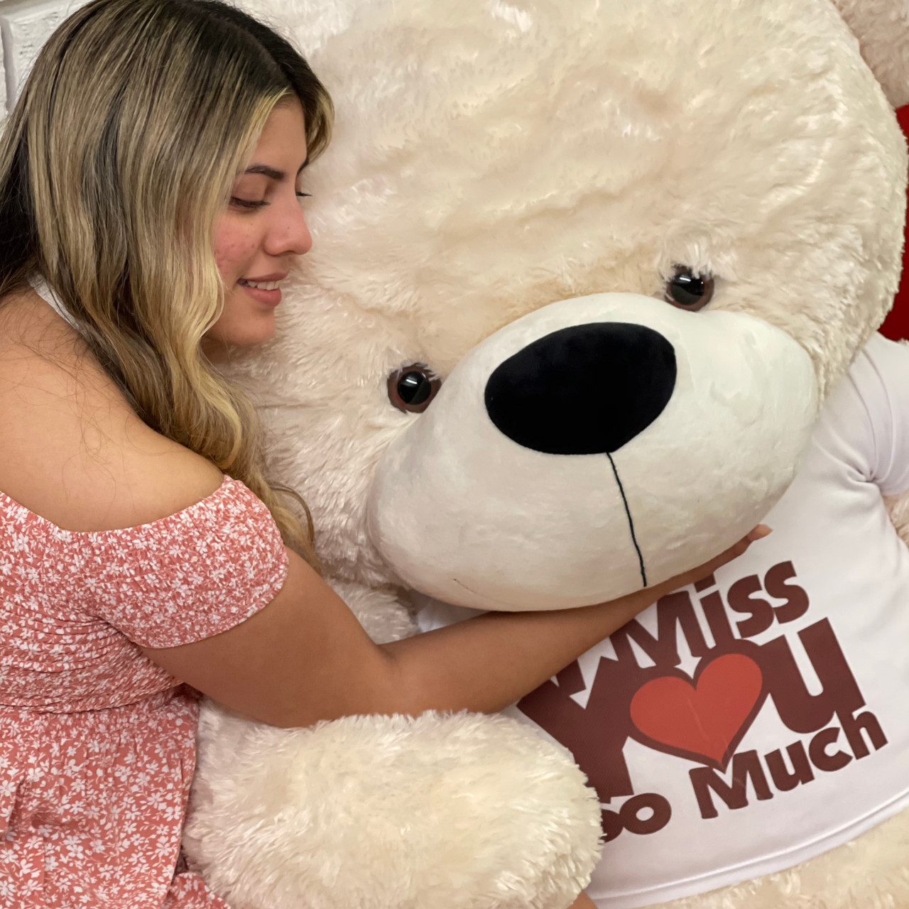 6ft Huggable Cream Teddy Bear with T-shirt from Giantteddy Brand